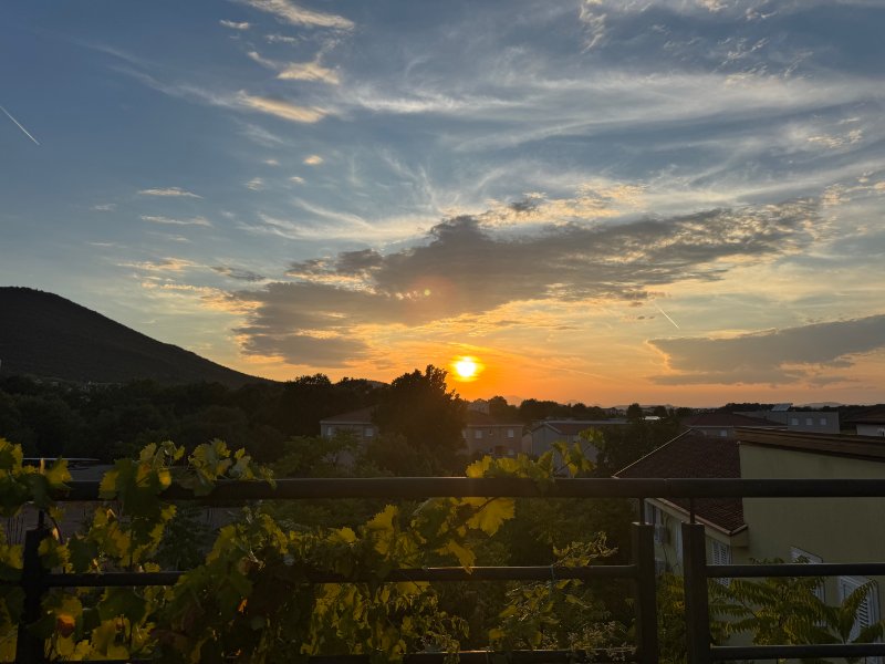 20260818-211227067-fahkg7.jpg